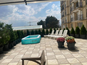 Sonny’s Penthouse, Gnjilane